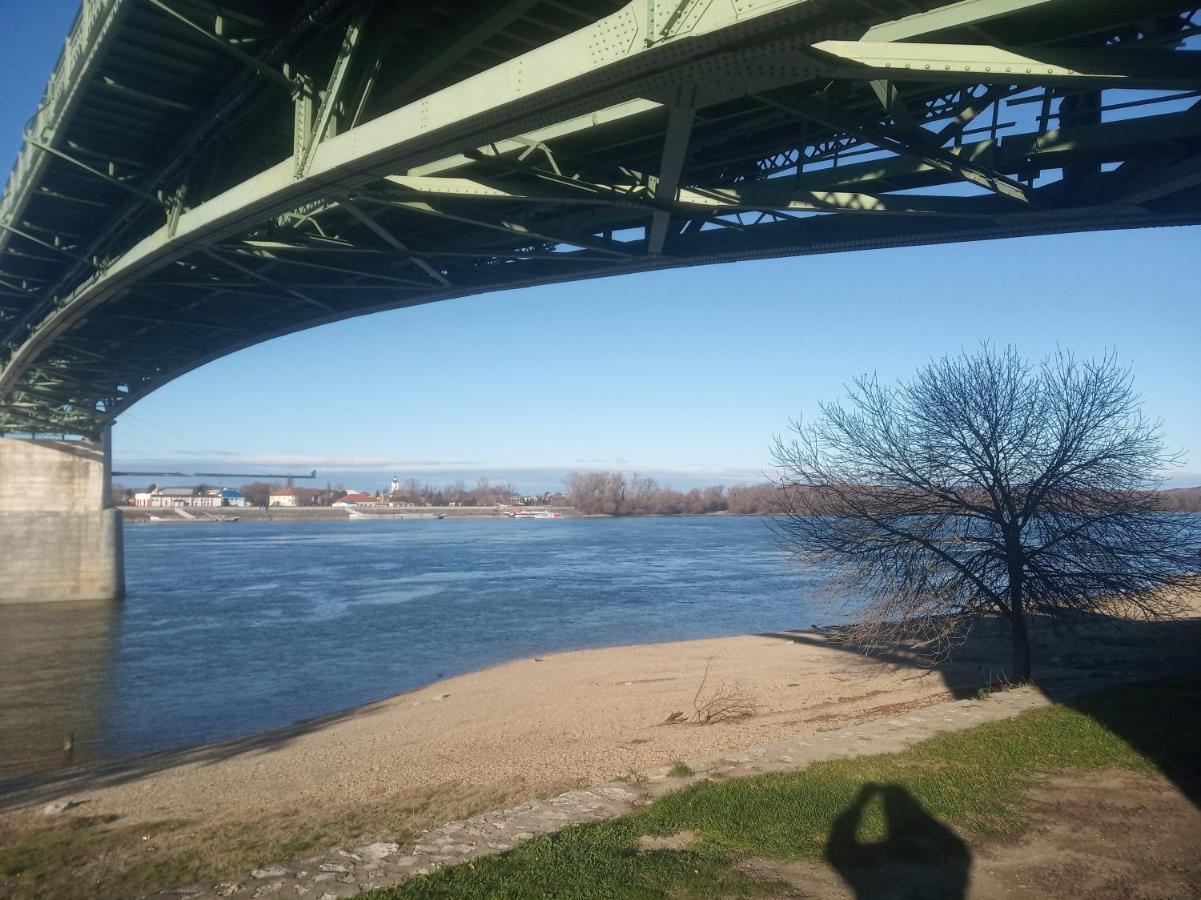 Esztergom Central Ngoại thất bức ảnh